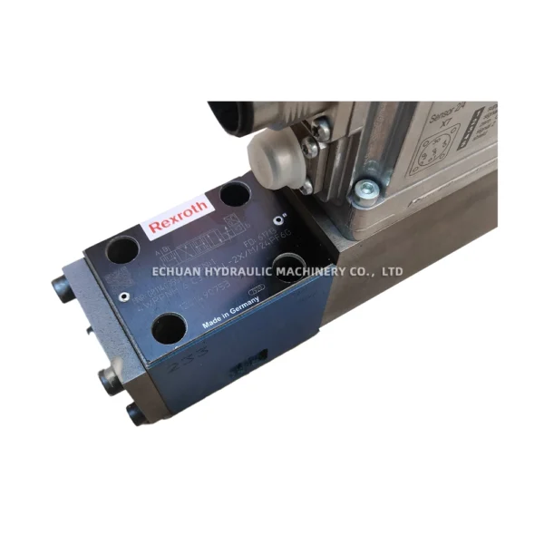 REXROTH 0811403557 4WRPNH 6 C3 B24L-2XM24PF6G - Image 2