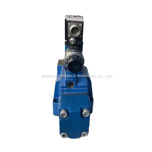 REXROTH R900757604 4WRZE 25 W8-220-726EG24N9EK31F1D3M - Image 4