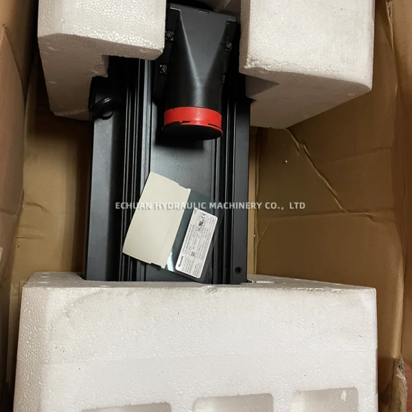 REXROTH R911317417 MSK100C-0200-NN-M2-BG0-RNNN - Image 2