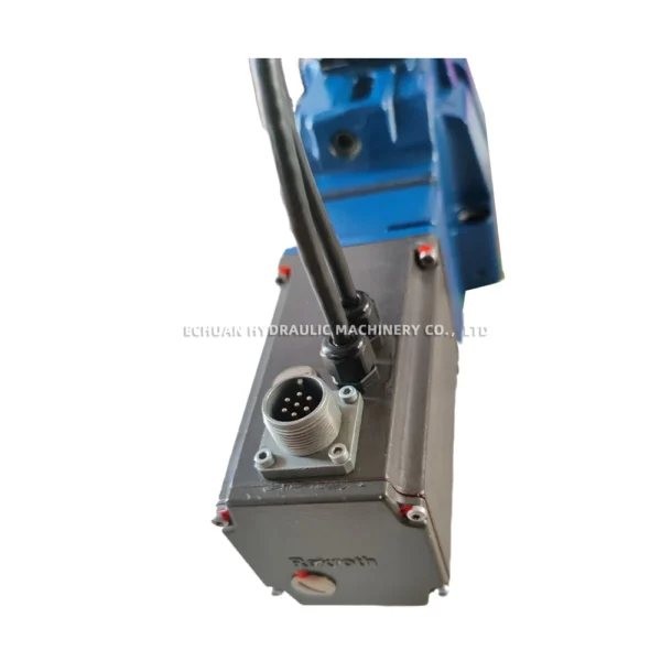 REXROTH R901062312 4WRKE 25 W6-350L-356EG24K31F1D3M - Image 5