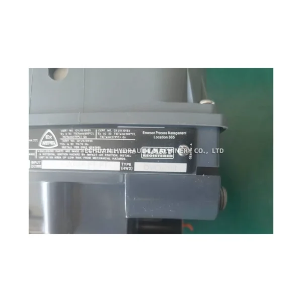 FISHER DVC6200 Valve Positioner - Image 2