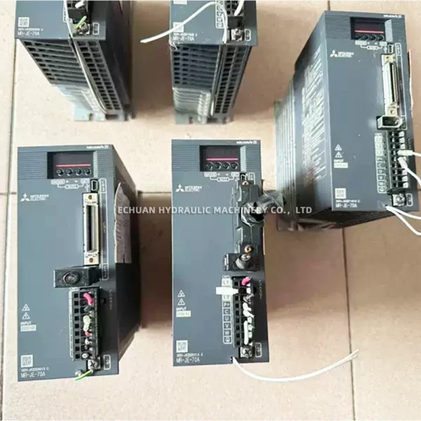 MITSUBISHI MR-JE-70A - Image 3