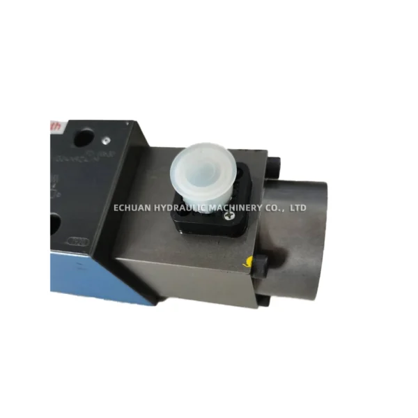 REXROTH 0811404832 4WRBA10E64-20G24N9Z4M - Image 3