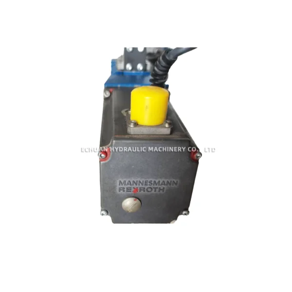 REXROTH R900946845 4WRGE10V50L-1X315G24EK31C1M - Image 5