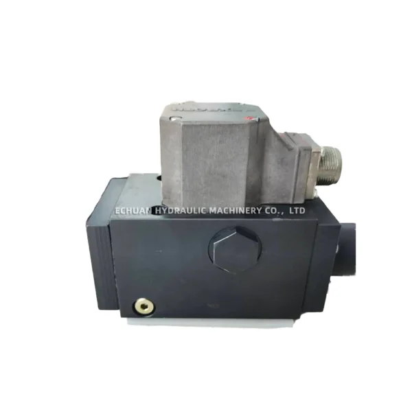 REXROTH R900965878 4WSE2ED10-51/20B13T315K31EV - Image 4