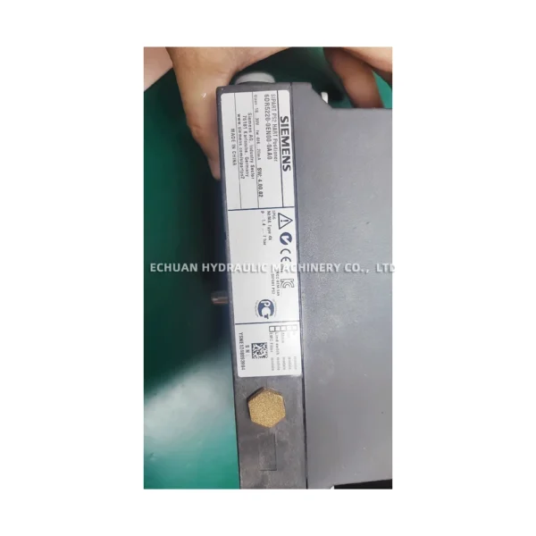 SIEMENS 6DR5220-0EN00-0AA0 Valve Positioner