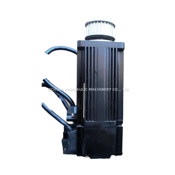 XINJE MS-60STE-M01330B-20P4 motor - Image 3