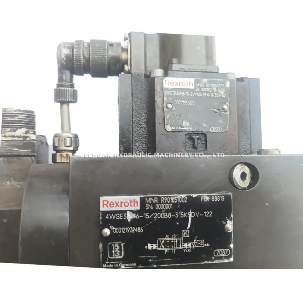 Rexroth 4WSE3EE16-15/200B8-315K9DV-122 R901051002
