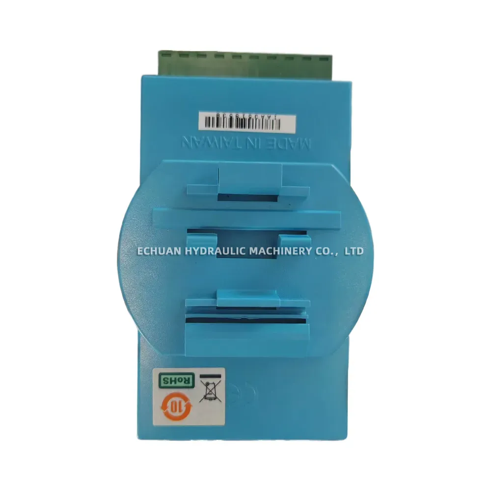 Advantech ADAM-4520 RS-232 to RS-422/RS-485 Isolated Converter