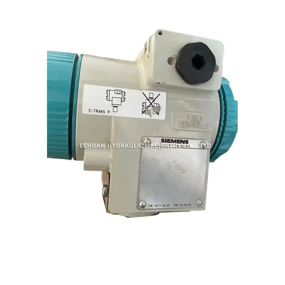 Siemens 7MF4033-1EA30-1AA7-Z Pressure Transmitter