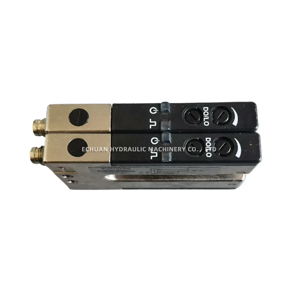Banner SLM10P6Q Slot Limit Switch Sensor