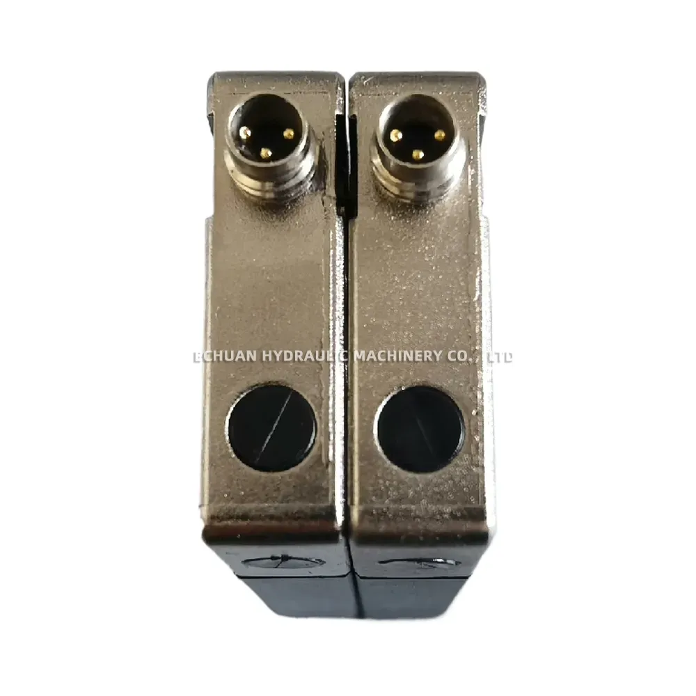 Banner SLM10P6Q Slot Limit Switch Sensor