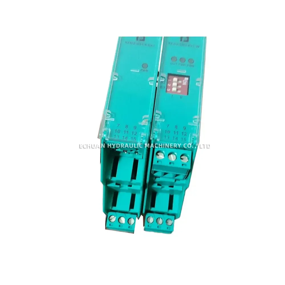 PEPPERL+FUCHS KFD2-SR2-Ex1.W / KFD2-STC4-Ex1 Intrinsic Safety Barrier / Signal Isolator