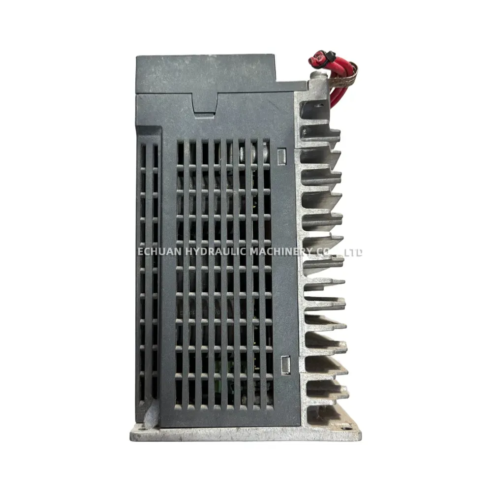Siemens 6SL3210-5CC16-0UA0 Servo Drive