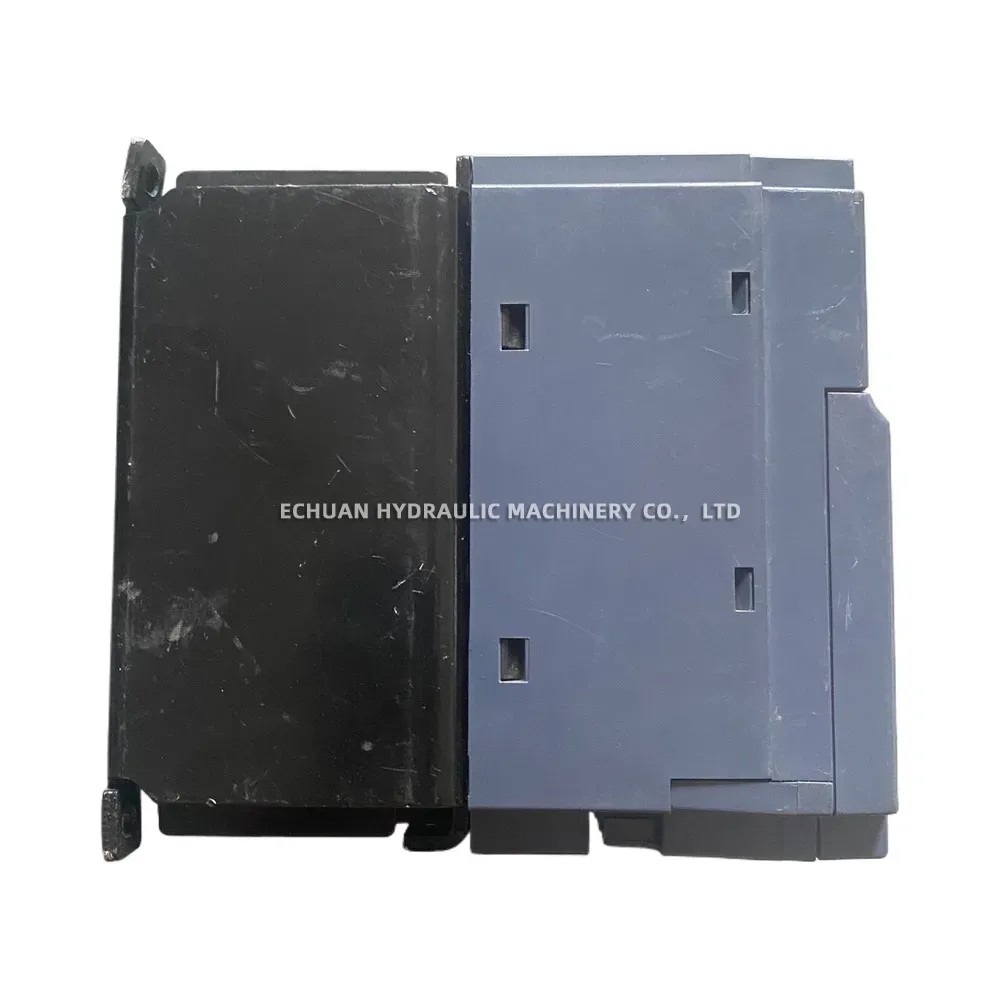 Fuji Electric FRN0.75C1S-4C Variable Frequency Drive (Inverter)