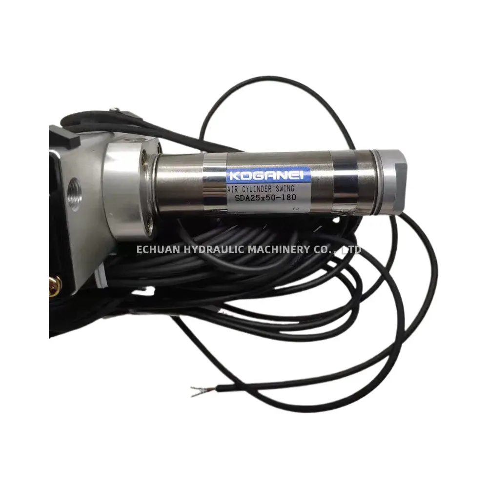 Koganei SDA25*50-180-CS3B2-CS4J2 Pneumatic Swing Cylinder