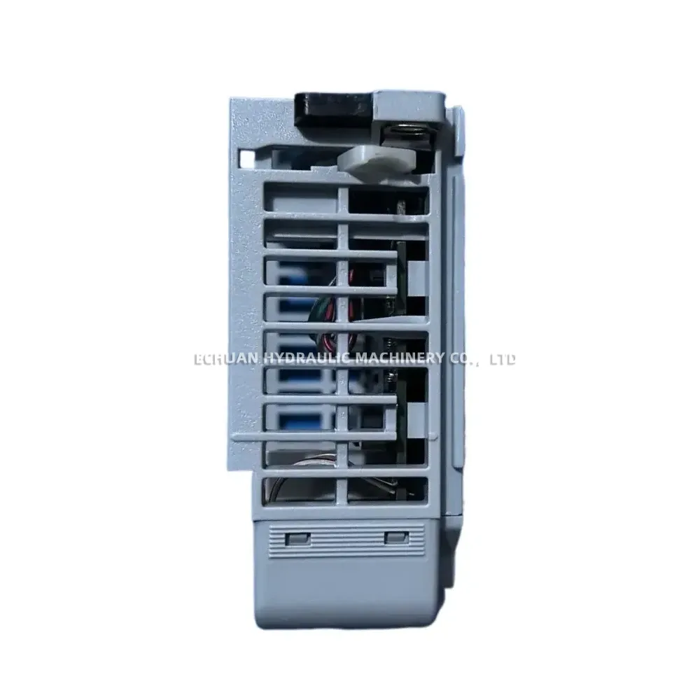 Allen-Bradley 1769-IF4XOF2F Compact I/O 4 CH Input/2 CH Output Fast Analog Module