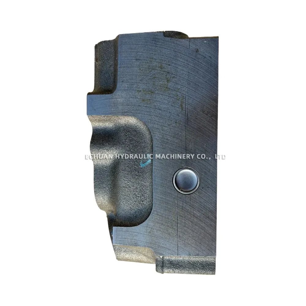 Detroit Diesel 4420100620 Engine Cylinder Head
