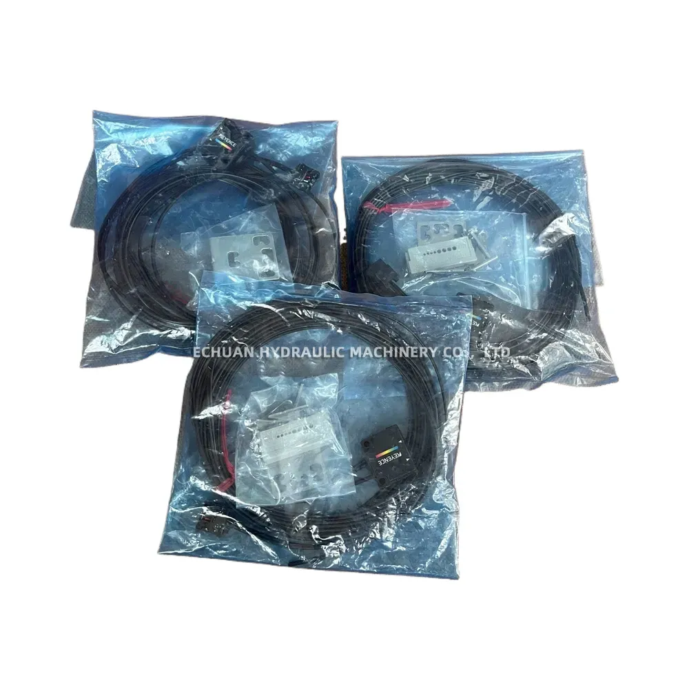 KEYENCE CZ-H35S Fiber Sensor Unit