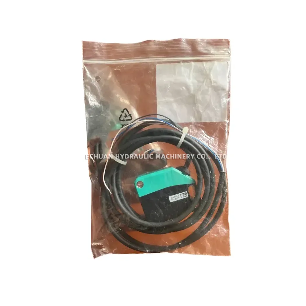 Pepperl+Fuchs OBT810-R200-2EP-IO IO-Link Sensor