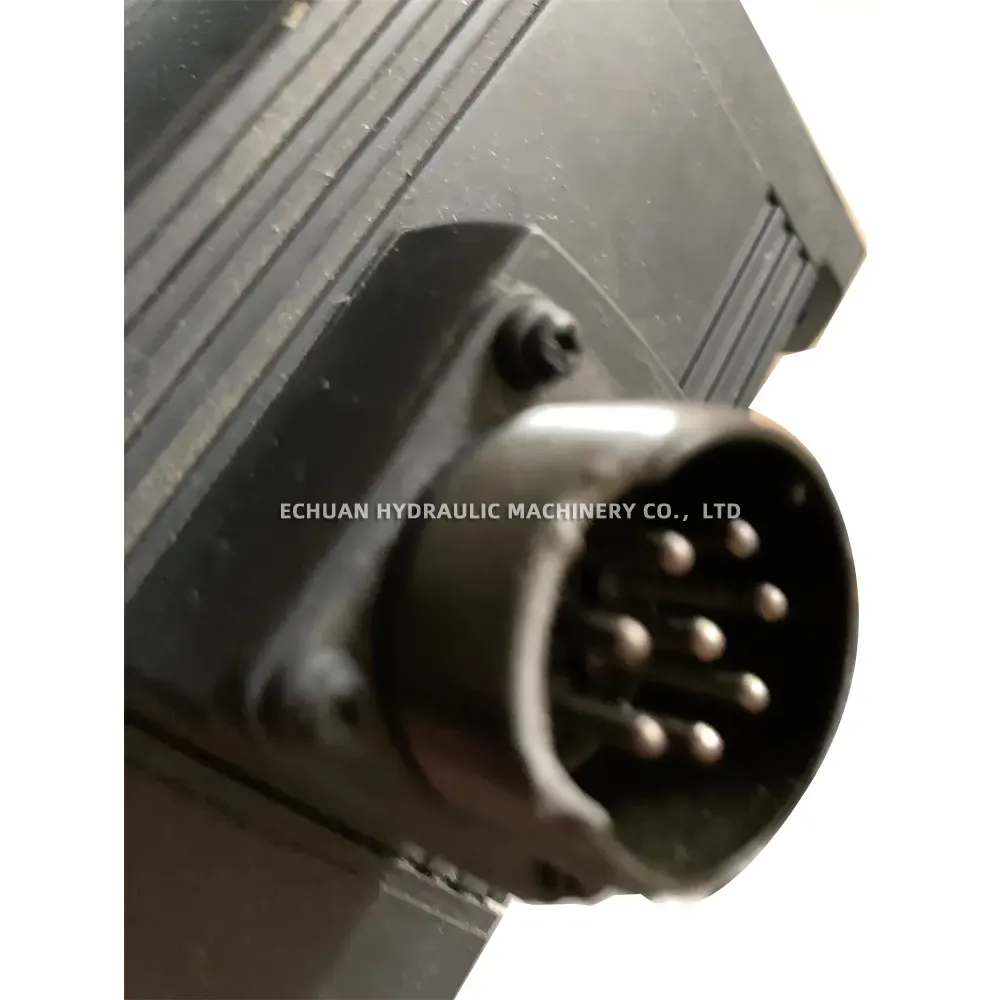 Mitsubishi HC-SFS152B AC Servo Motor