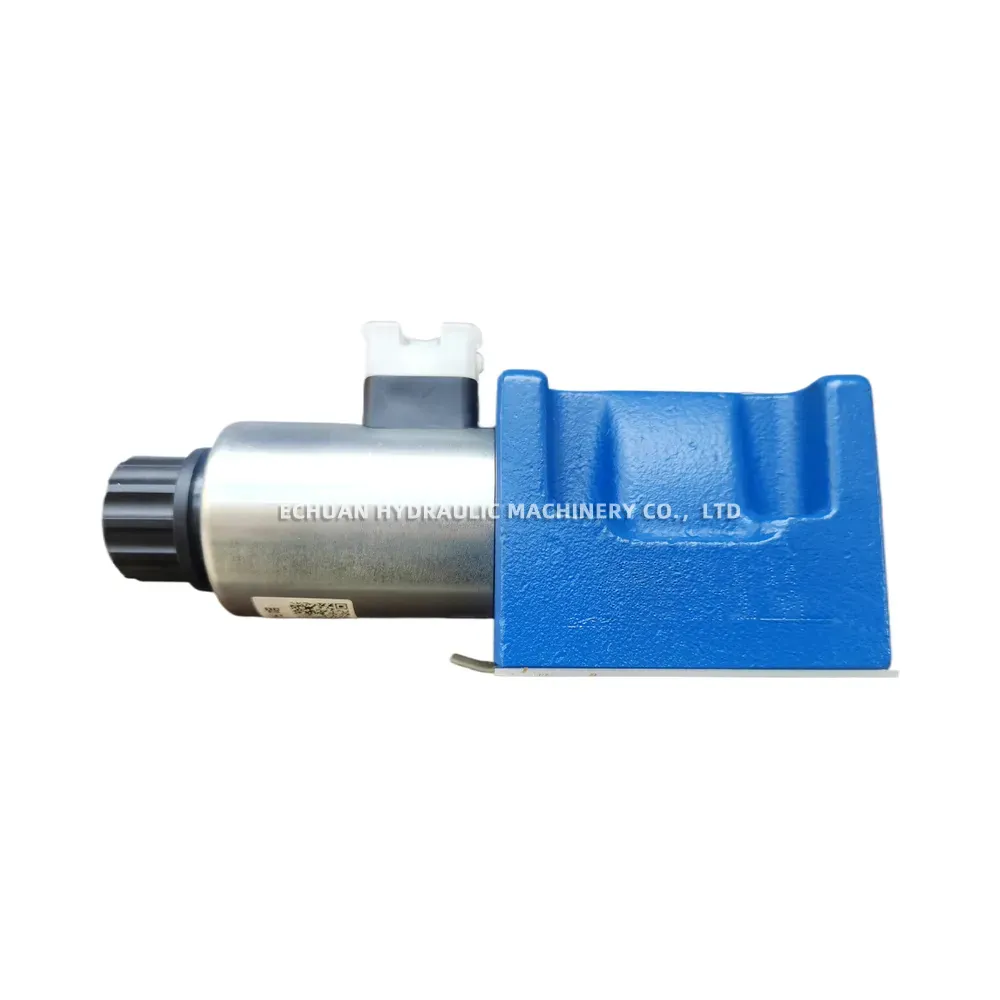 Rexroth 4WE 10 C52/HG24N9K4/M Hydraulic Directional Control Valve