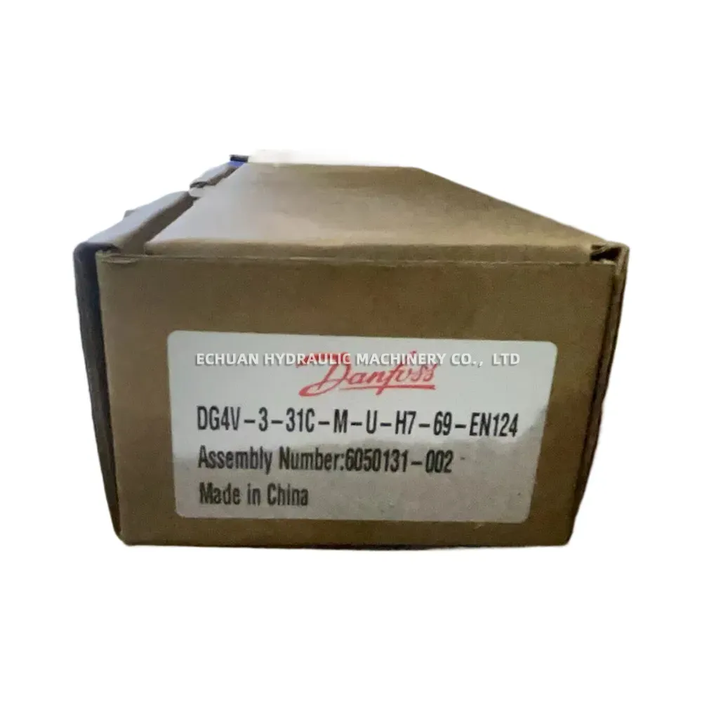 Vickers DG4V-3-31C-M-U-H7-69-EN124 Hydraulic Directional Control Valve