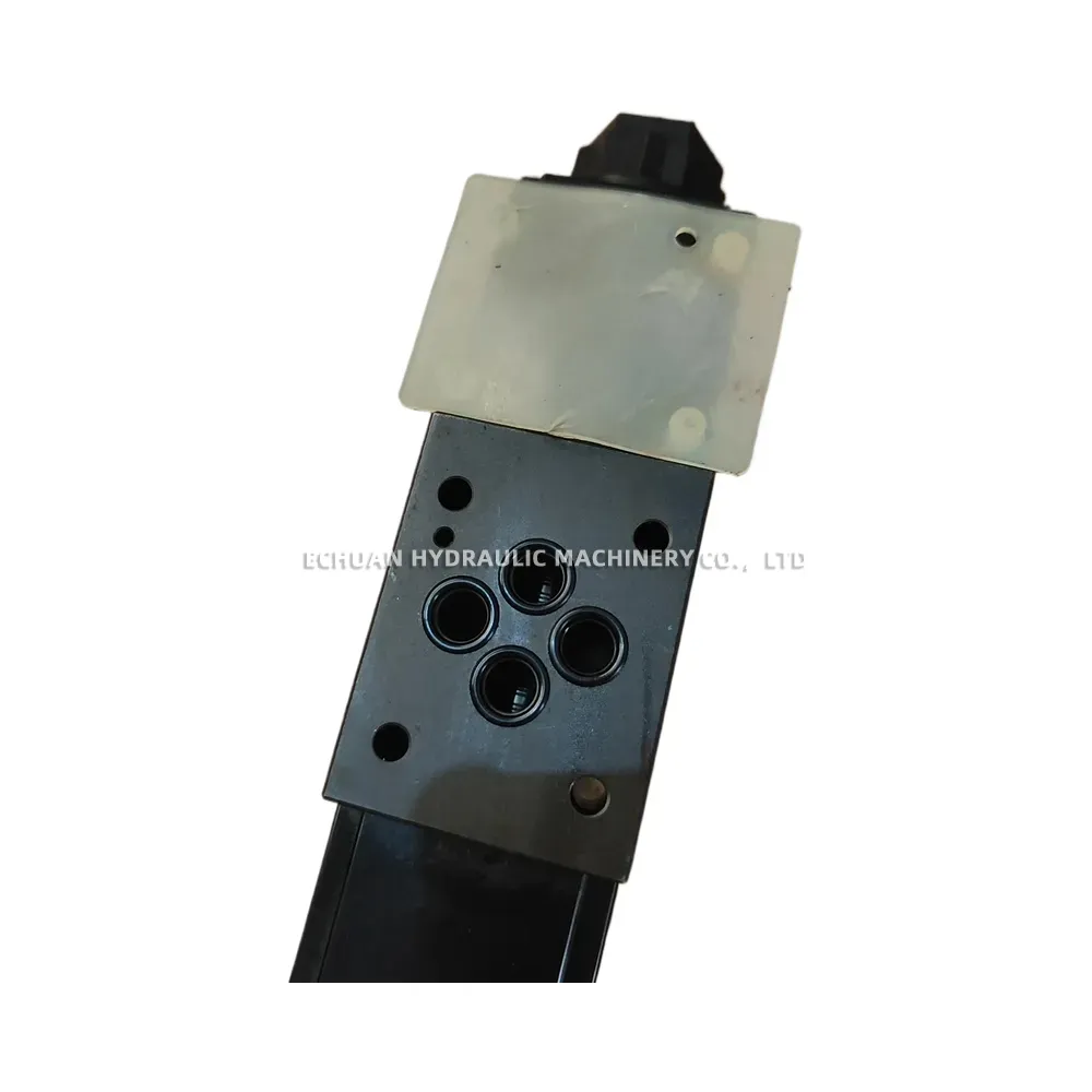 Hidraman SWH-G02-C2-A240-10 Solenoid Operated Directional Valve