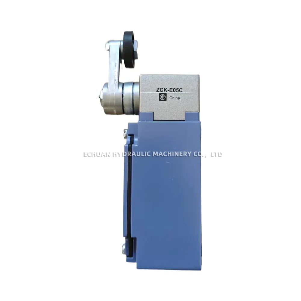 Telemecanique XCKJ (ZCK-E05C) Limit Switch