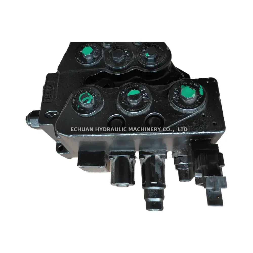 Walvoil 84279514 / 10B300001_IR02 Hydraulic Directional Control Valve (Hand Control)