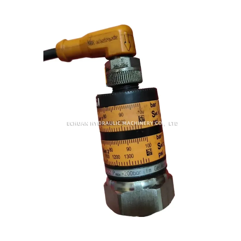 ifm electronic PK7522 Pressure Sensor / Electronic Pressure Switch
